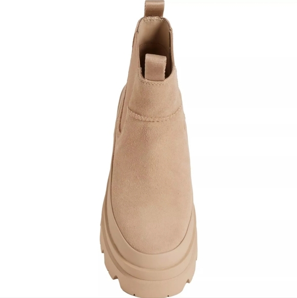 UGG Brisbane Chelsea Waterproof Boot Women's - Picture 2 of 7